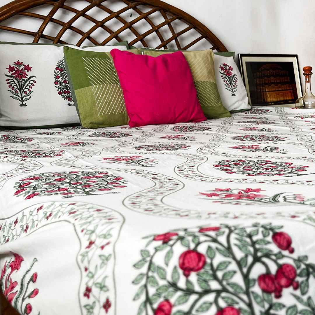 Amara Jaal-Bagh All Over Printed King Sized Bedsheet Set
