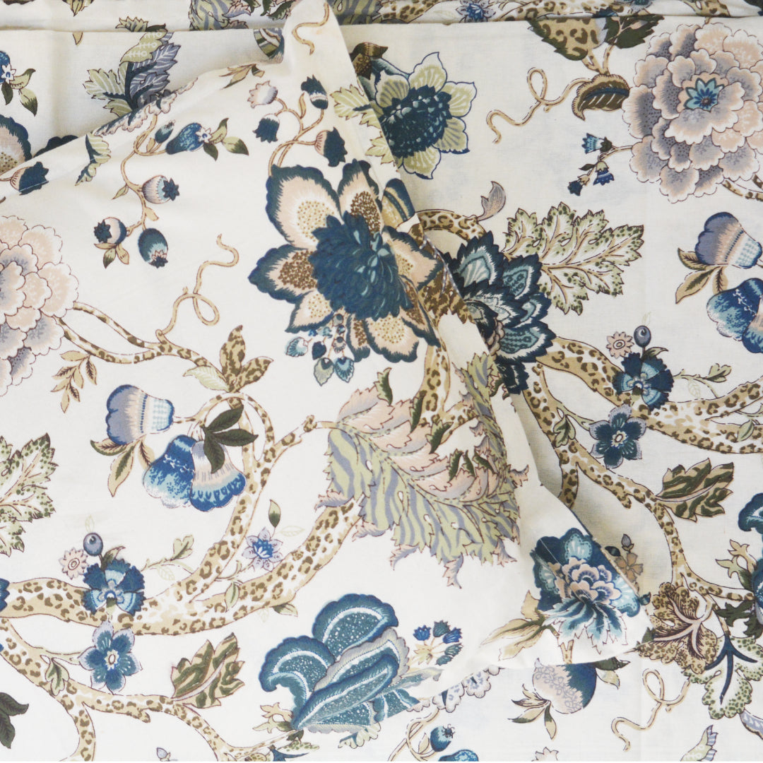 Indigo Bliss All over Printed King Sized Bedsheet (90*108")