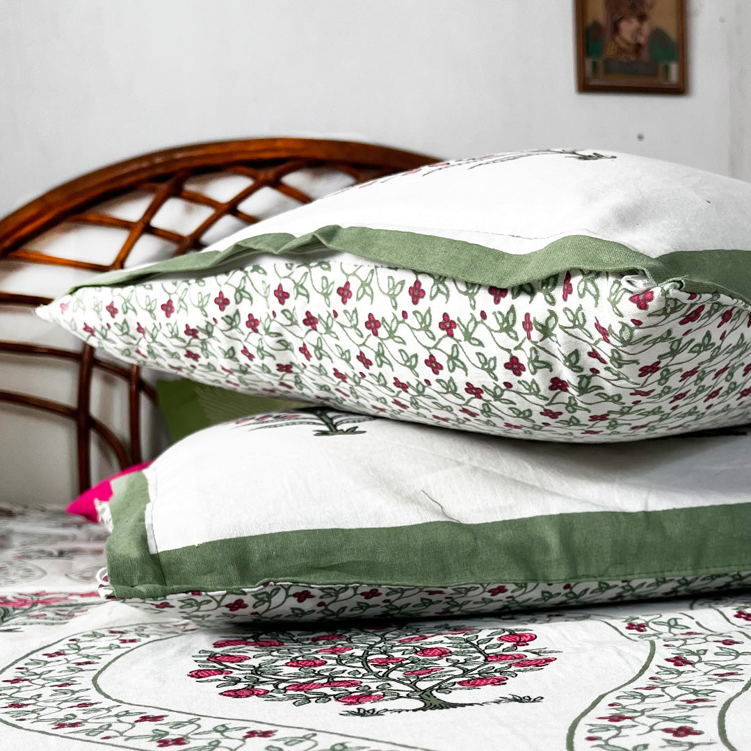 Amara Jaal-Bagh All Over Printed King Sized Bedsheet Set