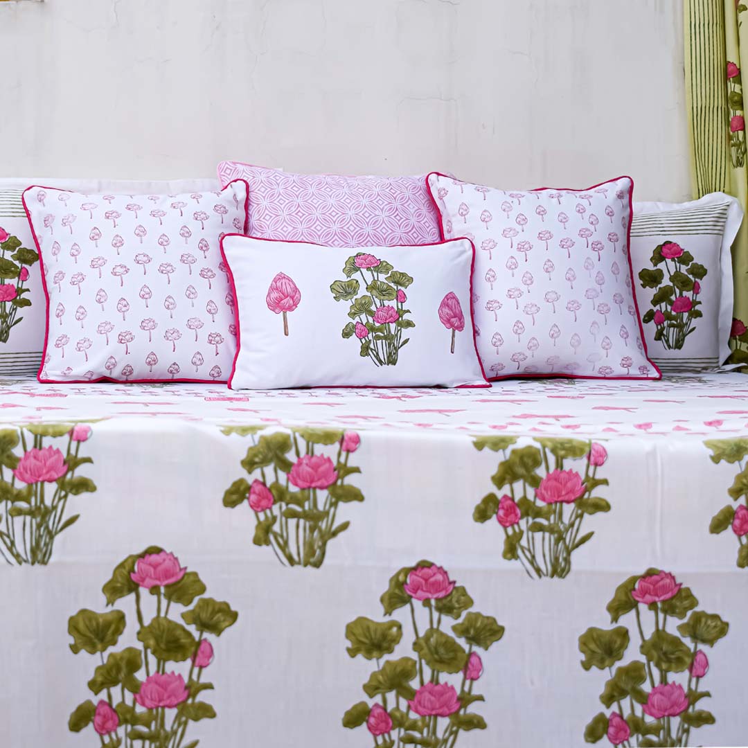 Kaviya Serenity All over Printed Kind Sized Bedsheet Set