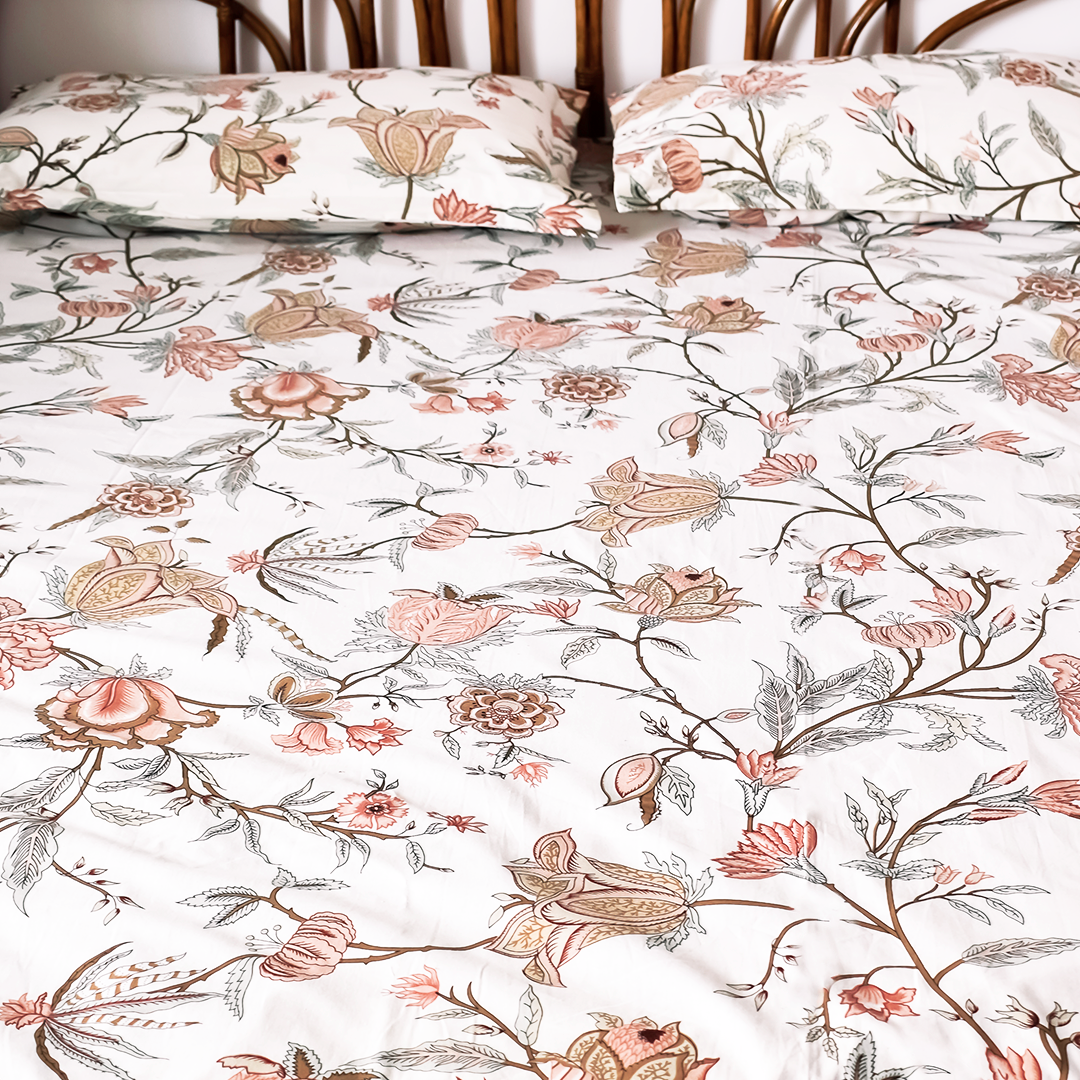 Aurora All over Printed King Sized Bedsheet- Blush Pink  (108*108")