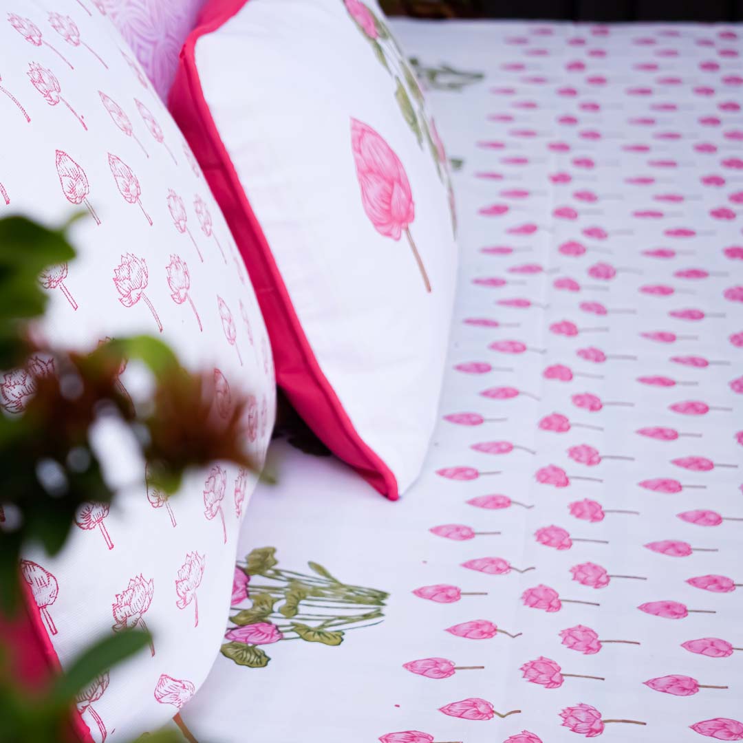 Kaviya Serenity All over Printed Kind Sized Bedsheet Set