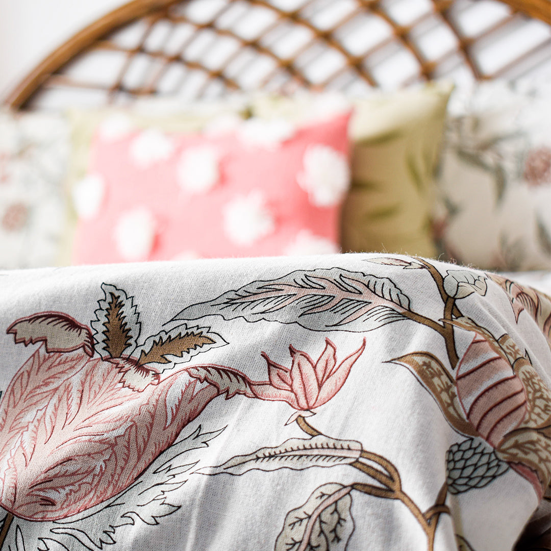 Aurora All over Printed King Sized Bedsheet- Blush Pink  (108*108")