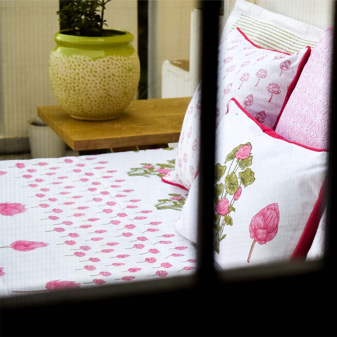 Kaviya Serenity All over Printed Kind Sized Bedsheet Set