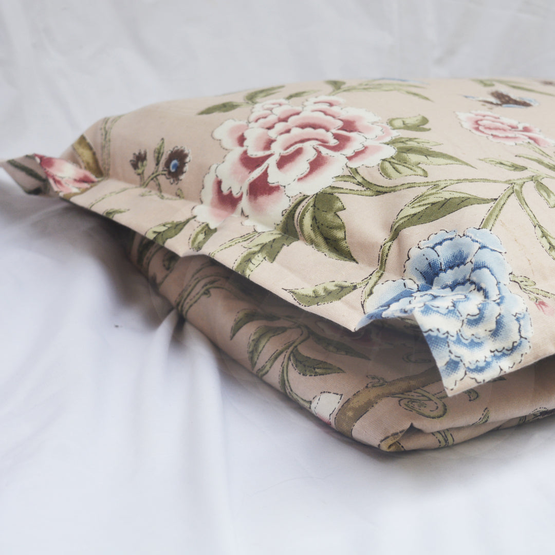 Roset Wildflower Garden All over Printed King Sized Bedsheet- Blush Pink