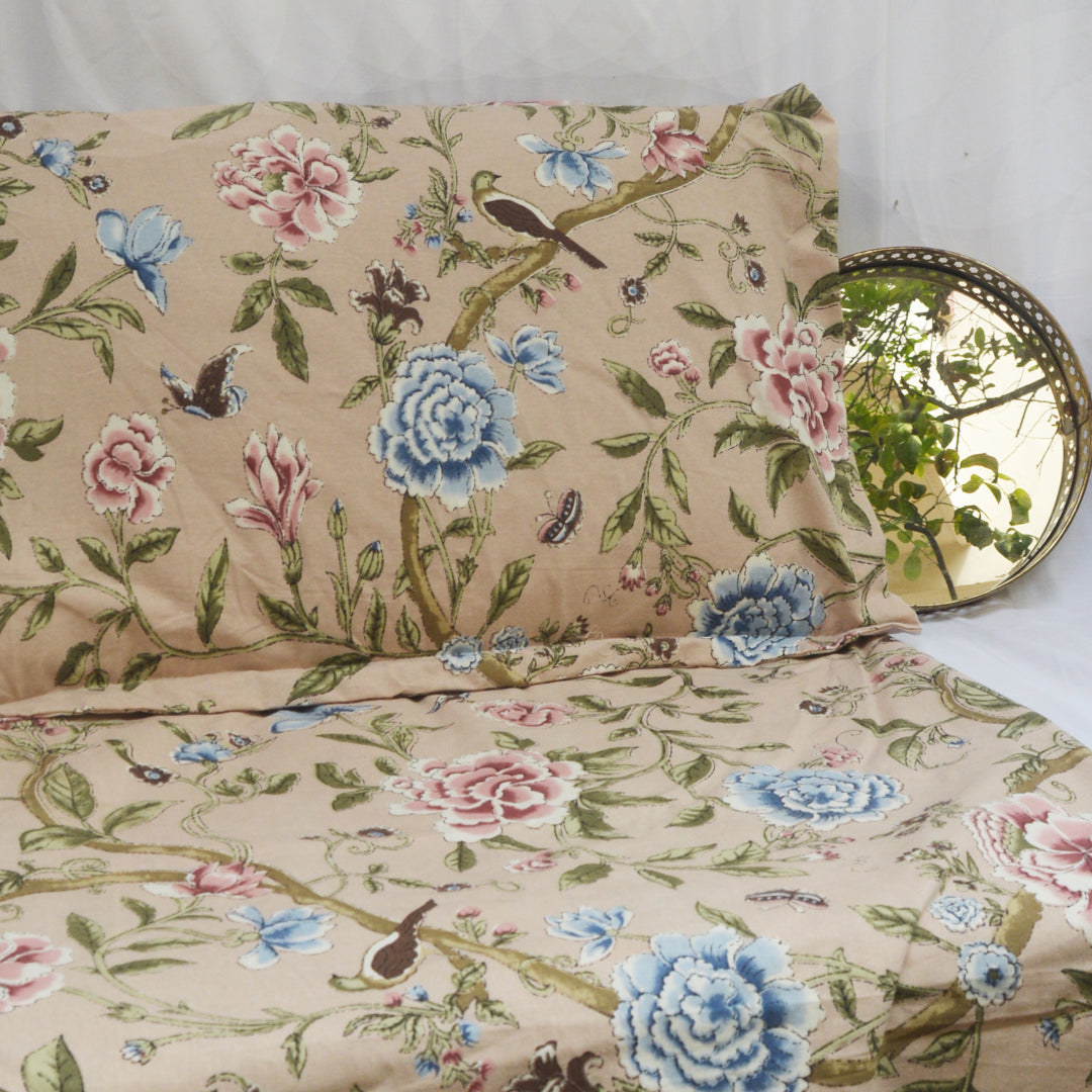 Roset Wildflower Garden All over Printed King Sized Bedsheet- Blush Pink