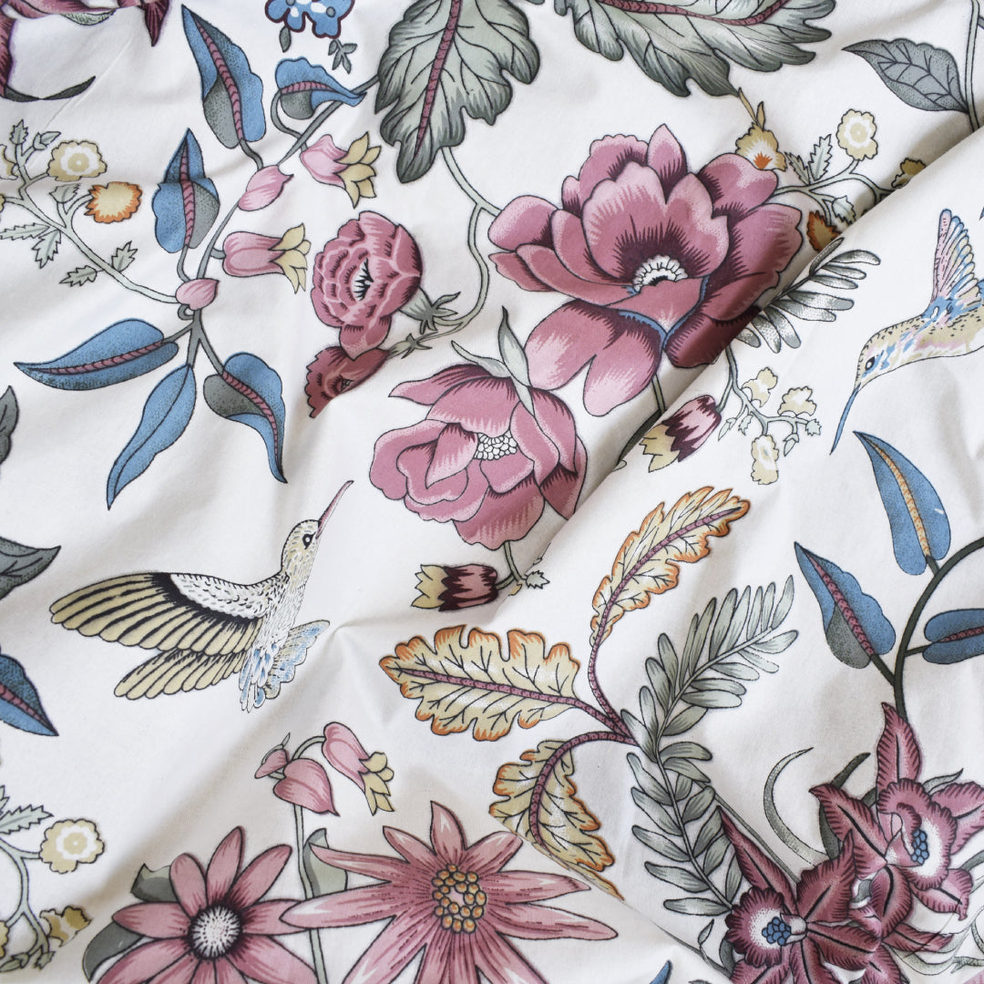 The Rosy Life All over Printed King Sized Bedsheet Set