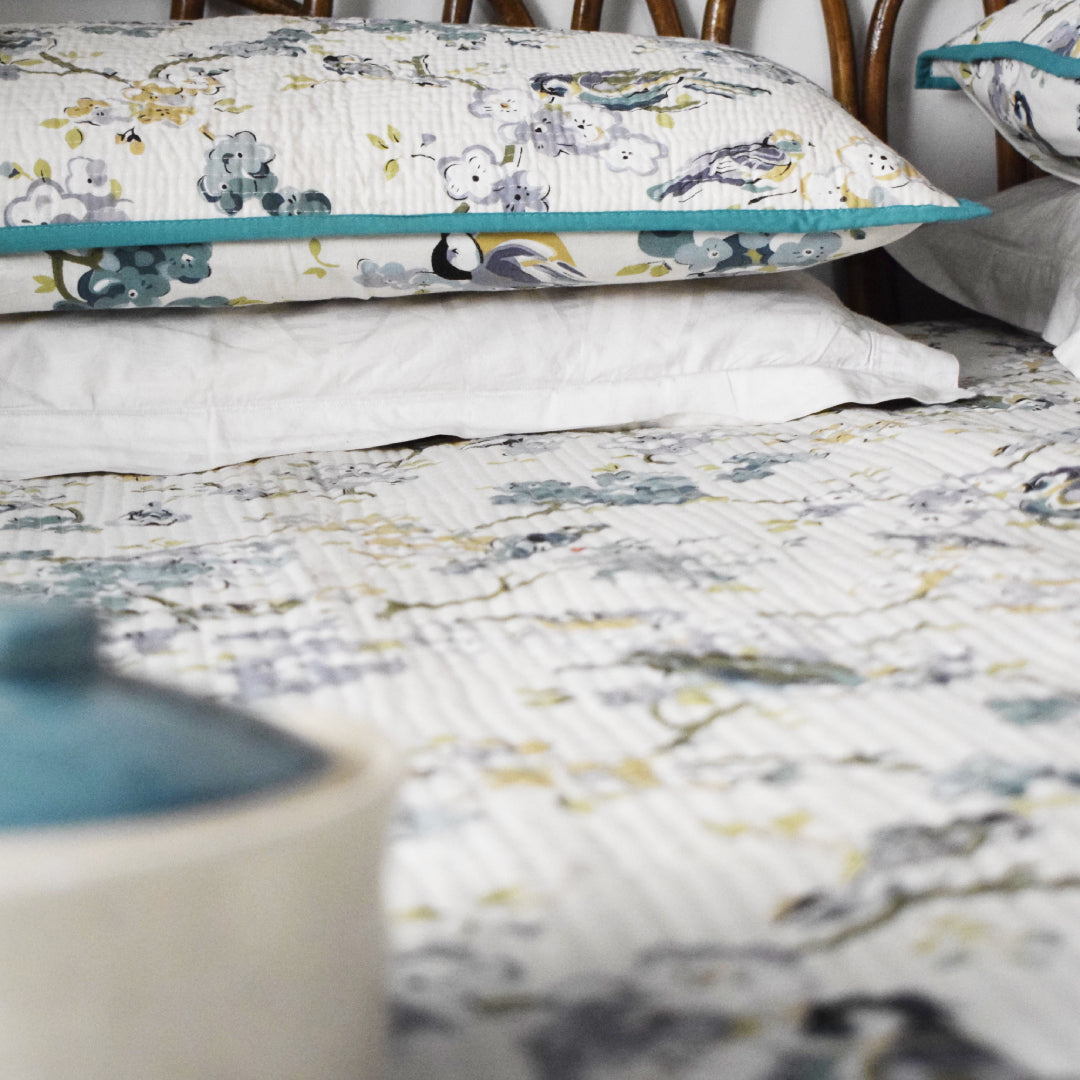 Amara Birds of Garden Printed Reversible Quilted Bedcover Set- Turquoise