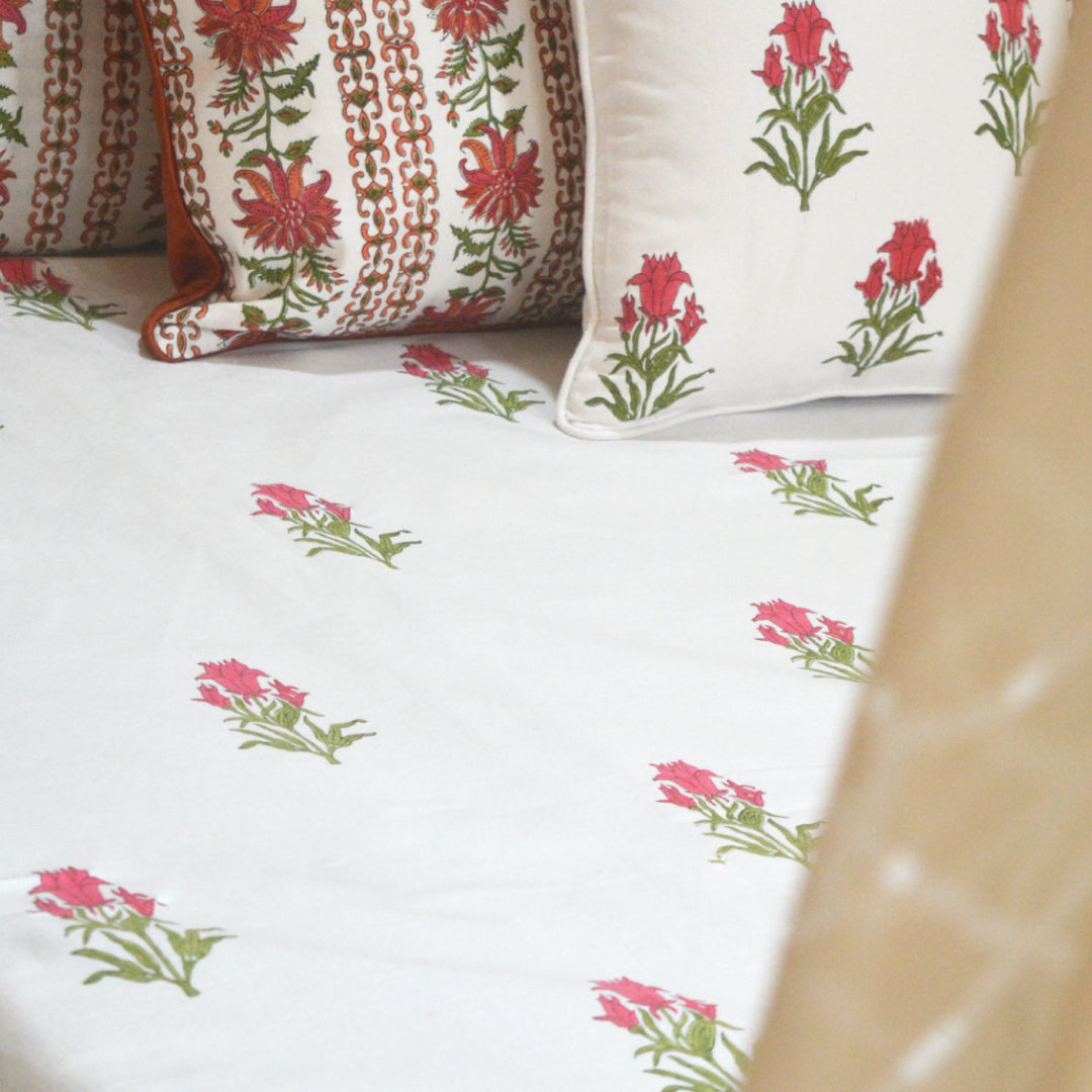 Valley of Tulips All over Printed King Sized Bedsheet